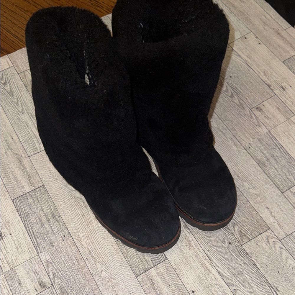 Women's UGG Boots